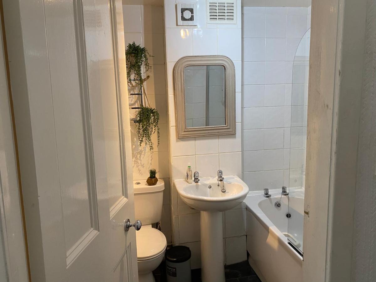 Captivating Apartment In Glasgow Westend Uk Екстериор снимка